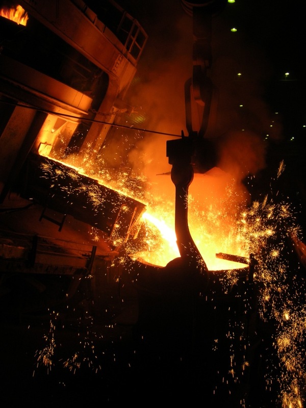 Норникель запускает серийное производство кессонов для новой обеднительной электропечи на НМЗ Норникель запускает серийное производство кессонов для новой обеднительной электропечи на НМЗ