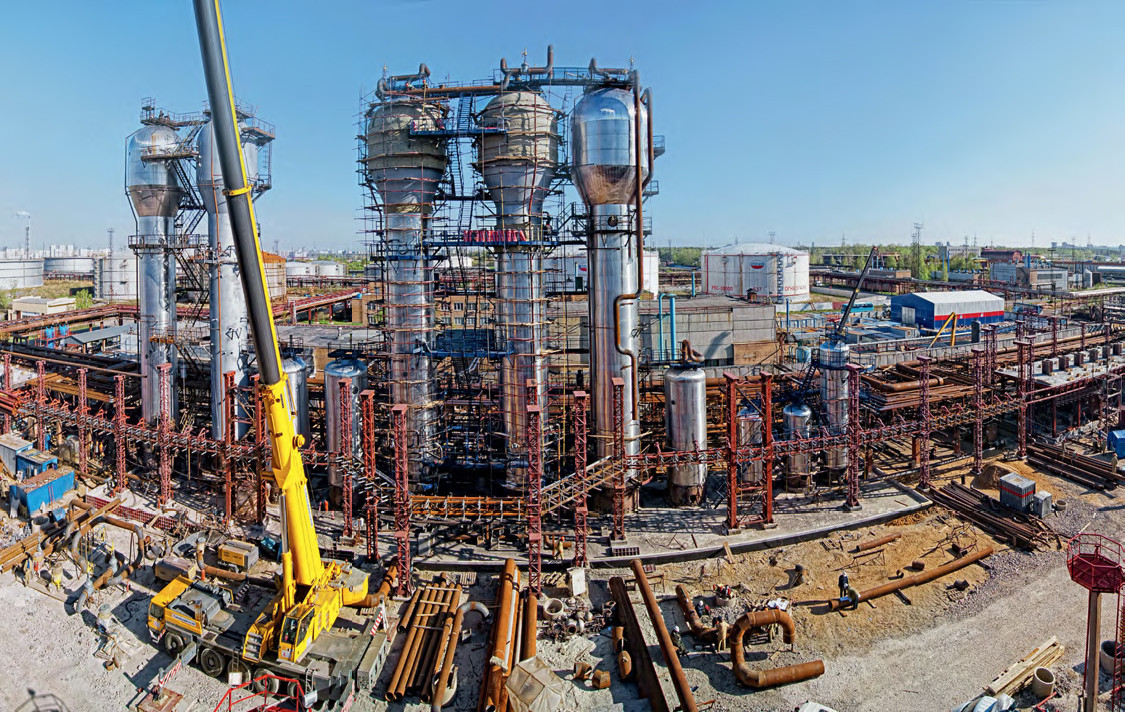 «Газпром нефть» инвестирует 418 млрд рублей в модернизацию Омского и Московского НПЗ