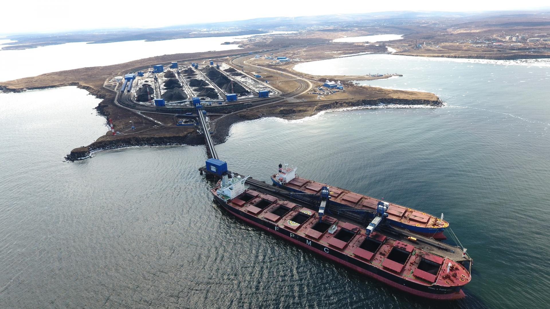 Строительство 3-ей очереди угольного терминала в Ванино за 20 млрд рублей