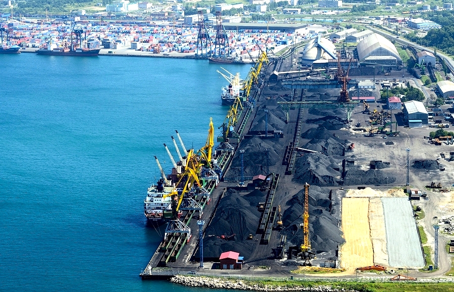 Реконструкция угольного комплекса Восточный порт на Дальнем Востоке