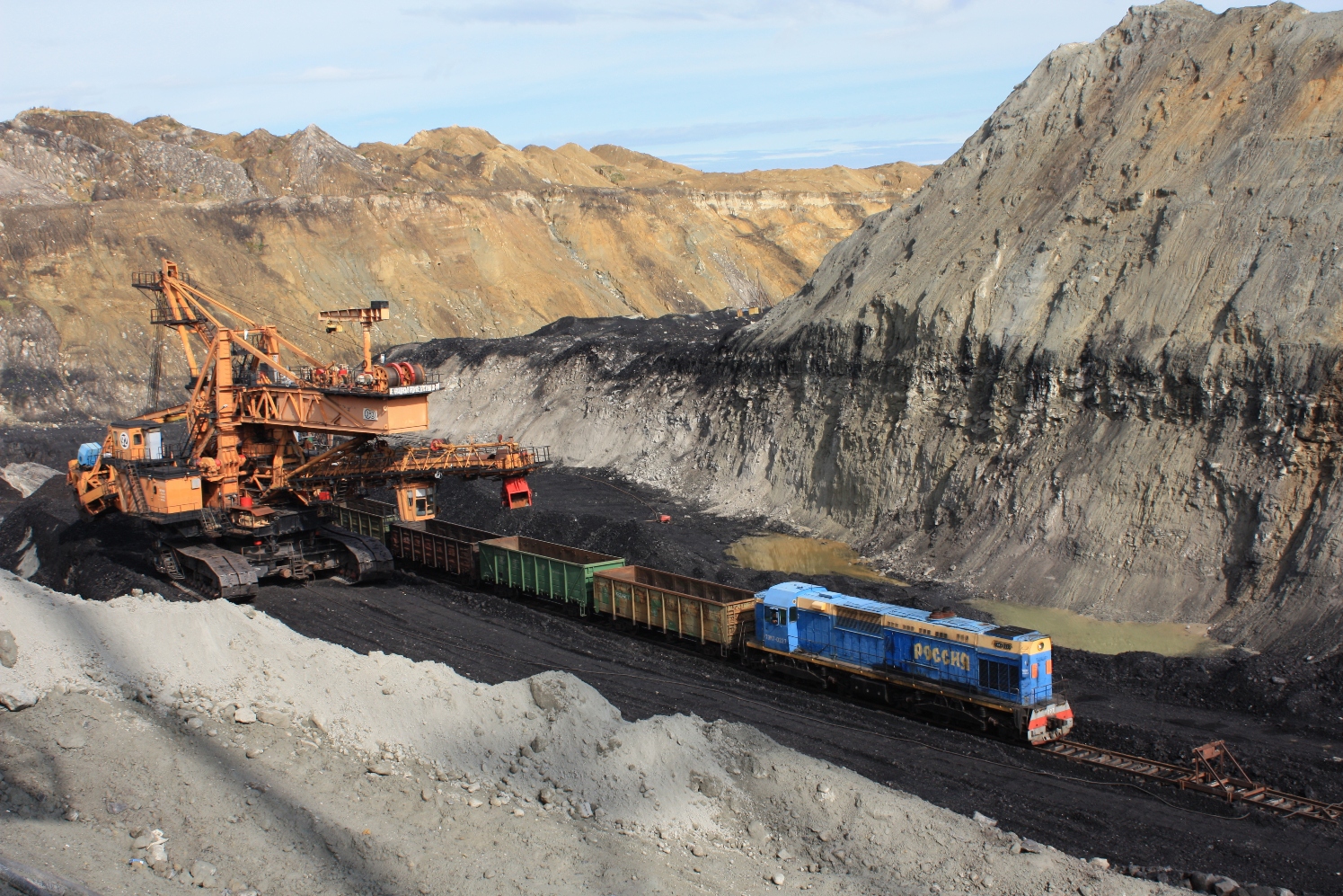 Востсибуголь инвестирует 1 млрд рублей в Мугунское месторождение угля